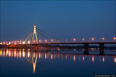 Московский мост вечером