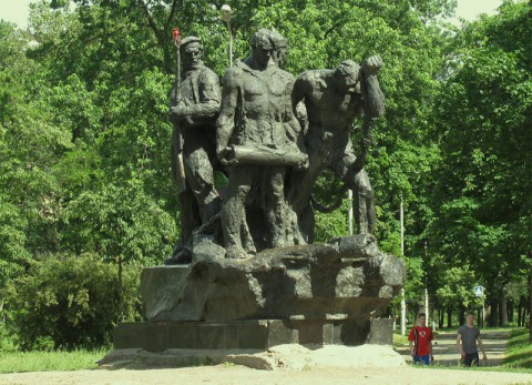 Памятник экипажу бронепоезда