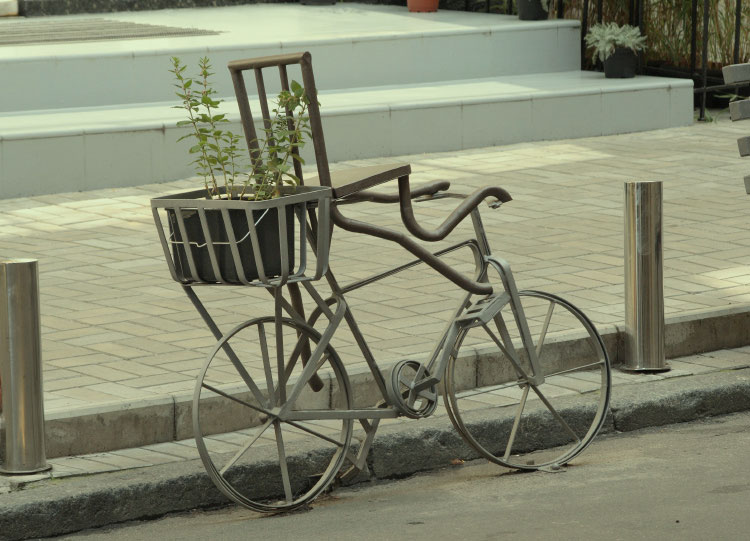 Скульптура "Велосипед"