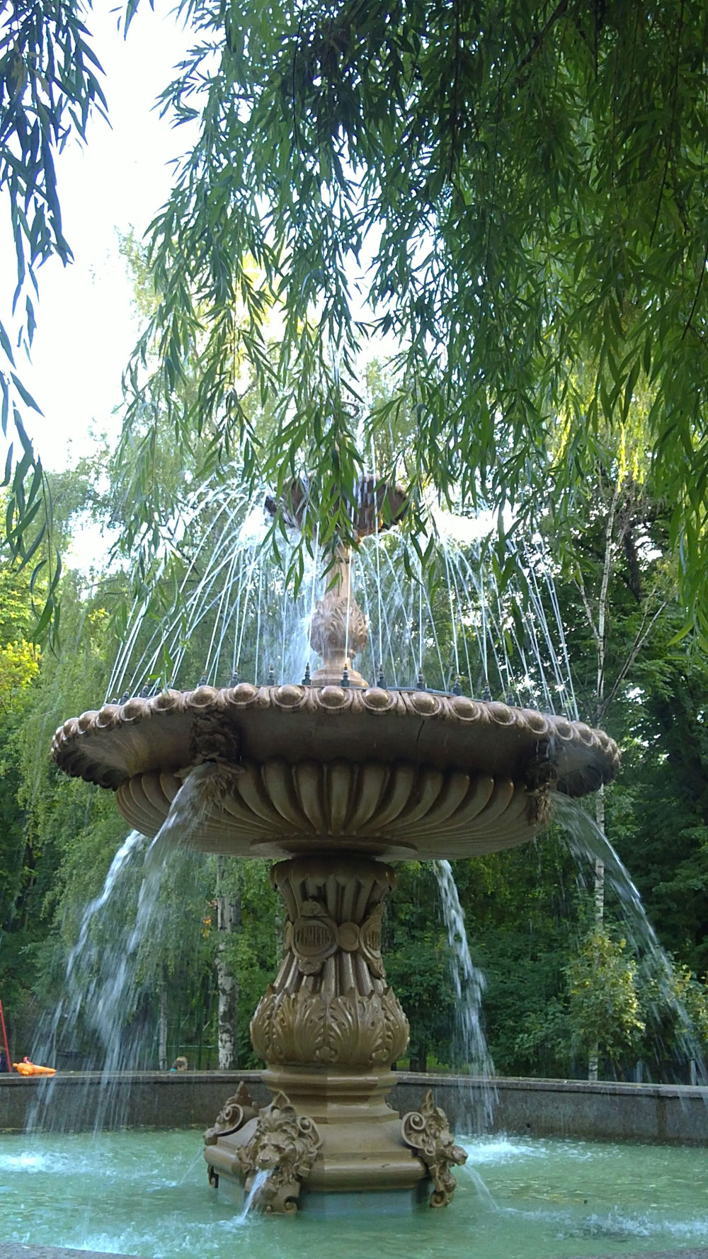 Терменовский фонтан в Чкаловском сквере